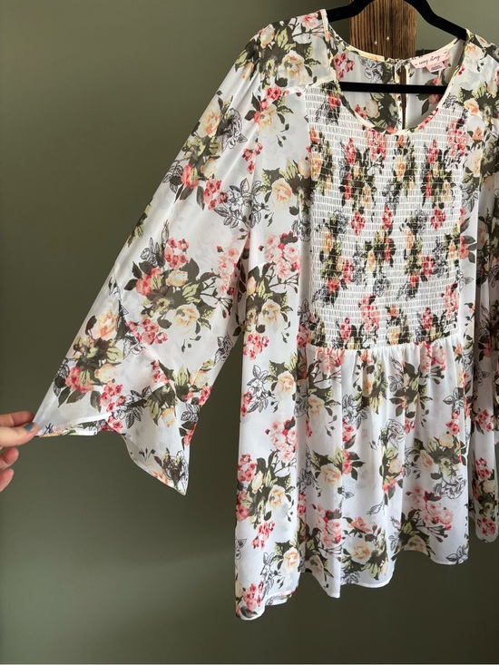 Penningtons Tops - 110.) In Every Story /  Floral Smocked Women's Top - White/Coral